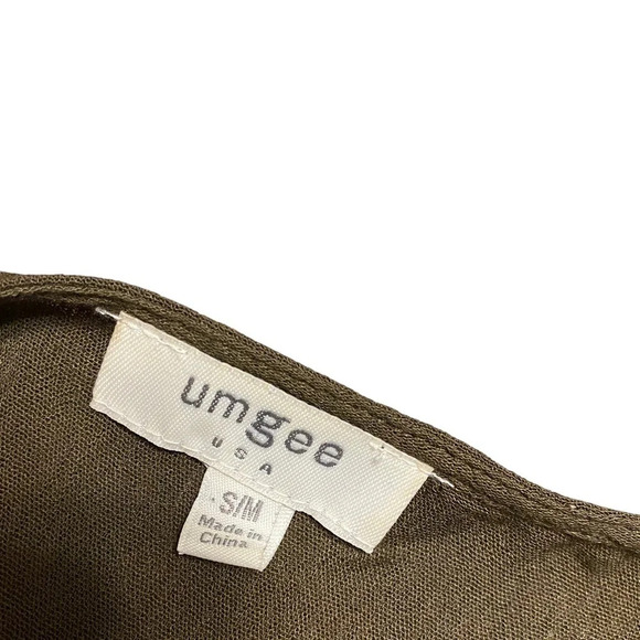 Umgee Floral Embroidered Wrap Shawl Topper - Picture 7 of 9